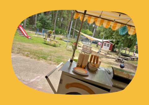 Eisverkauf beim Sommerfest